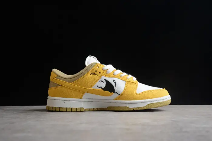 Nike DUNK LOW 'SUN CLUB' 