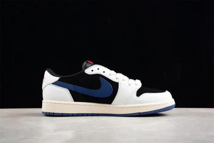 Travis Scott x Air Jordan 1 Low OG 