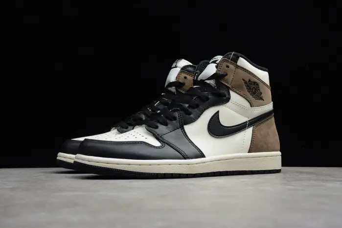 Air Jordan 1 Retro High OG 'Dark Mocha' 