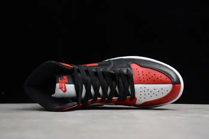 AIR JORDAN 1 RETRO "HOMAGE TO HOME" red 