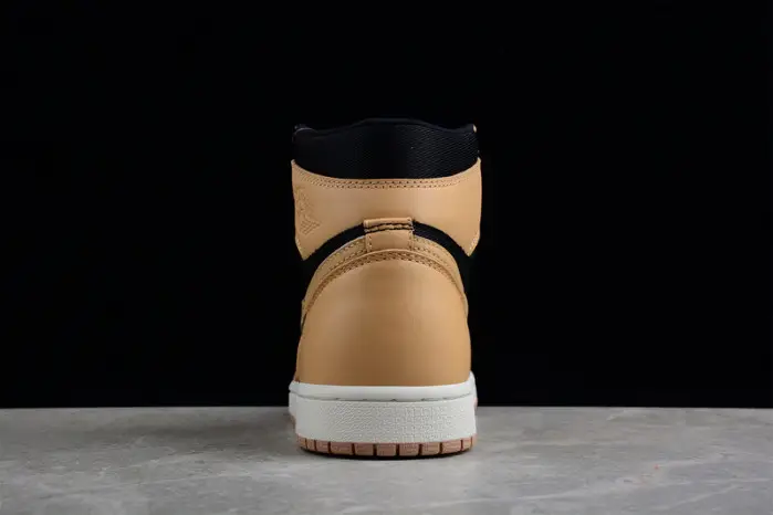 AIR JORDAN 1 HIGH OG 
