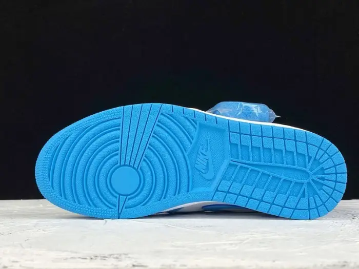 Air Jordan 1 Retro High OG 'UNC' - Air Jordan 