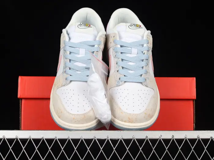 Nike SB Dunk Low 