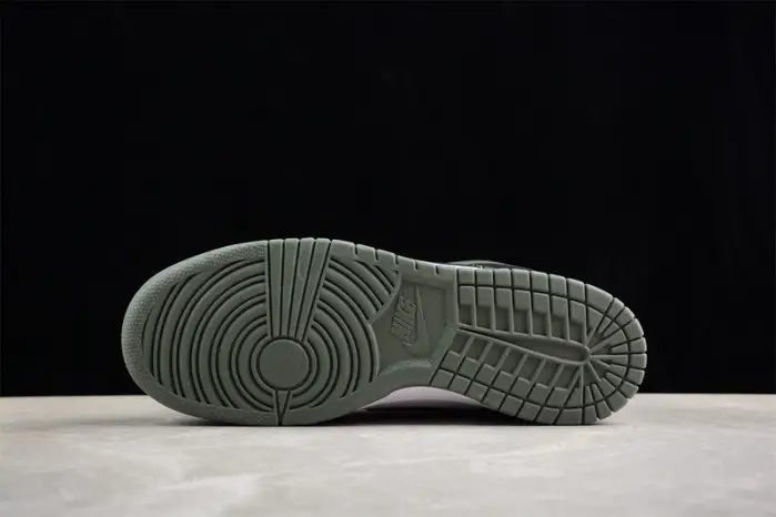 Nike Dunk Low NBA Paris 