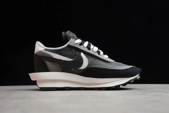 Nike LD Waffle Sacai Black Anthracite 