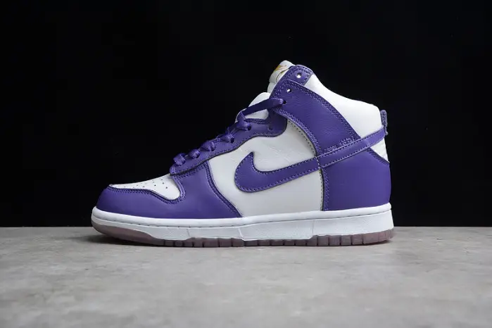 NIKE DUNK HIGH SP VARSITY PURPLE (W) 