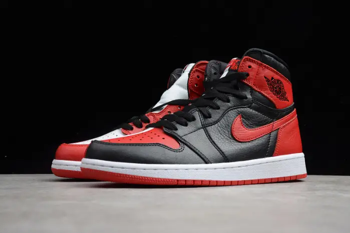 AIR JORDAN 1 RETRO "HOMAGE TO HOME" red 