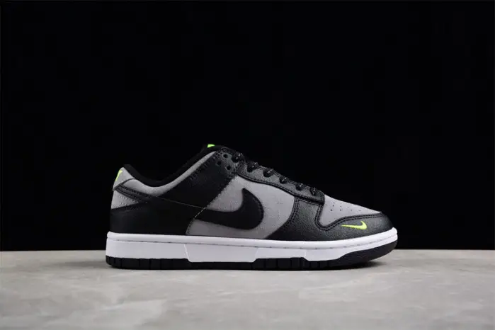 Nike Dunk Low Black Grey Green Strike 