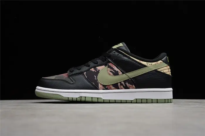Nike Dunk Low Crazy Camo 
