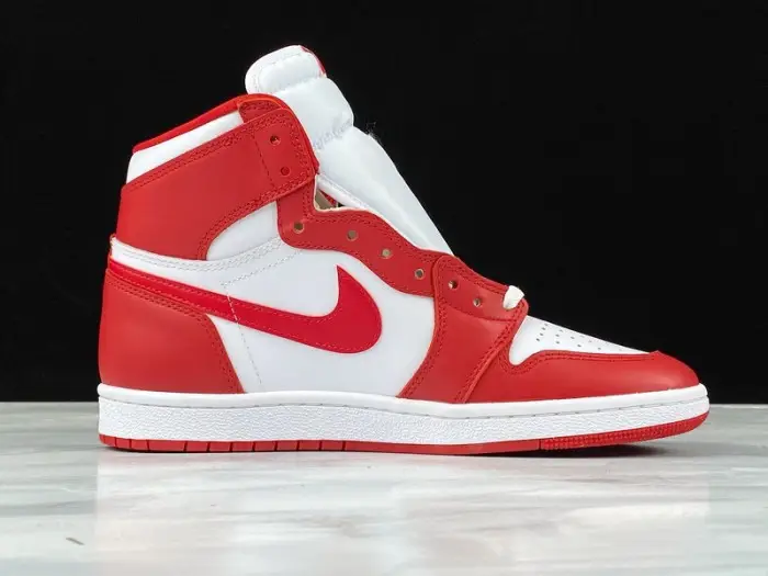 Air Jordan 1 Retro High '85 OG 'New Beginnings' 