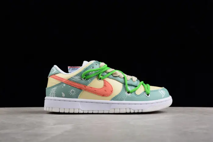 NIKE DUNK LOW TROPICAL TWIST 