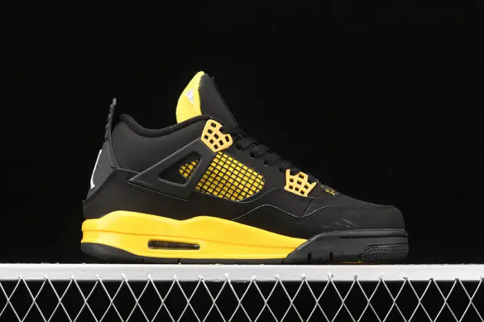 AIR JORDAN 4 RETRO THUNDER (2012) 