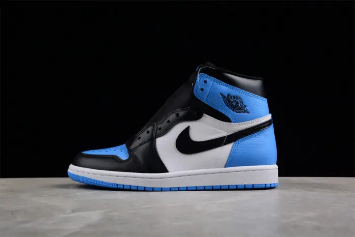 Air Jordan 1 Retro High OG "UNC Toe"  EED125