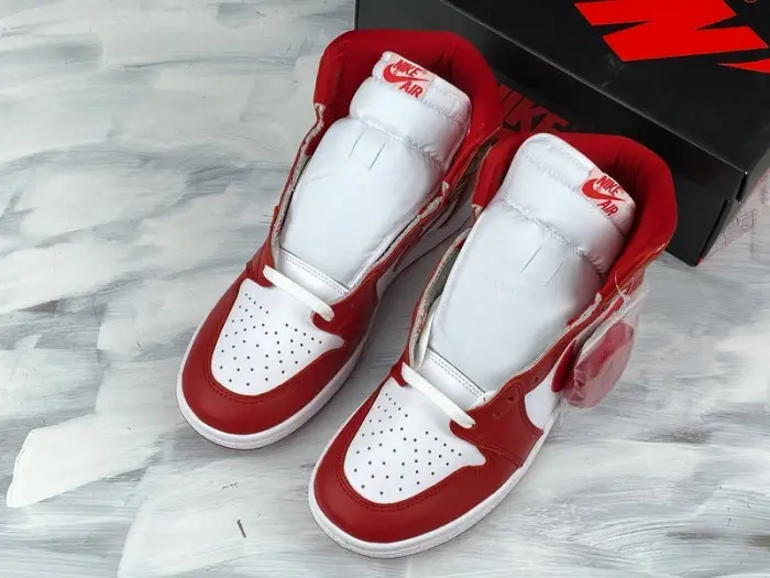 Air Jordan 1 Retro High '85 OG 'New Beginnings' 