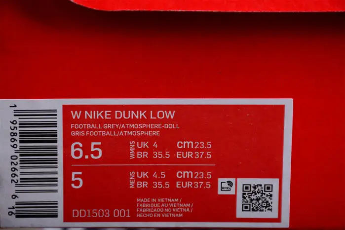 NIKE DUNK LOW '' Easter '' 