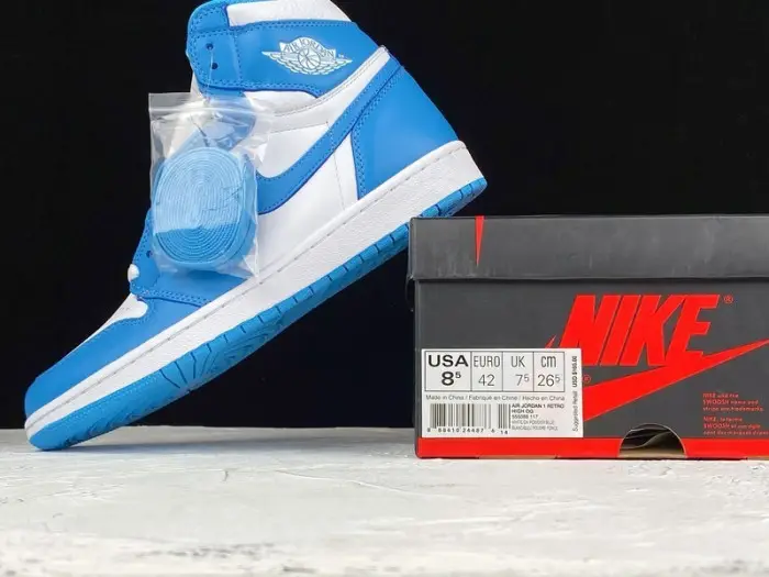 Air Jordan 1 Retro High OG 'UNC' - Air Jordan 