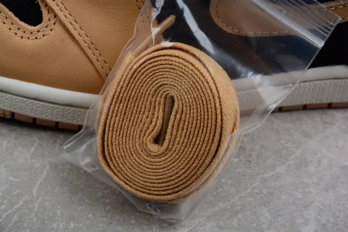 AIR JORDAN 1 HIGH OG 