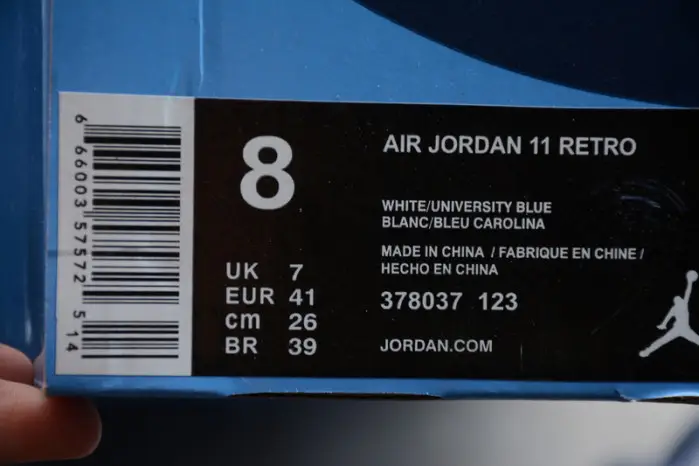 AIR JORDAN 11 RETRO "WIN LIKE '82" university blue mens 