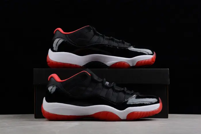 AIR JORDAN 11 RETRO LOW BG 'BRED' 