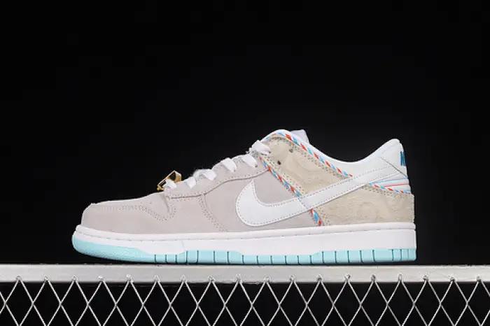 NIKE SB DUNK LOW 