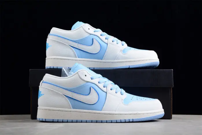 WMNS AIR JORDAN 1 LOW SE 'REVERSE ICE BLUE' 