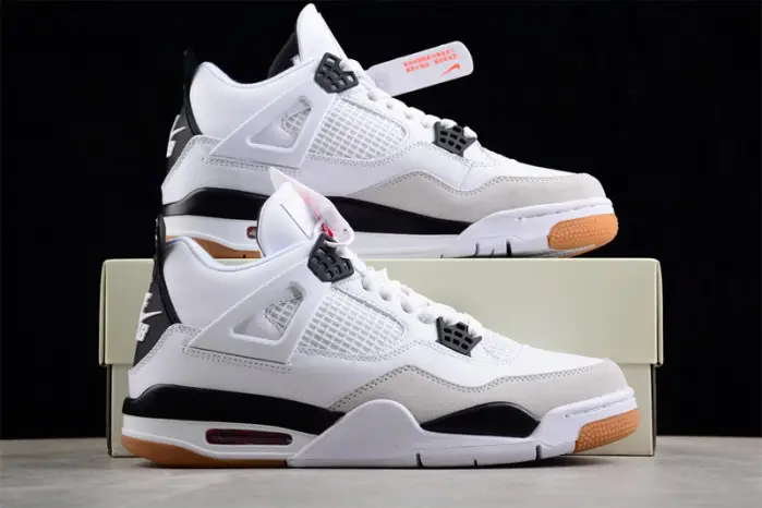 Nike SB x Air Jordan 4 