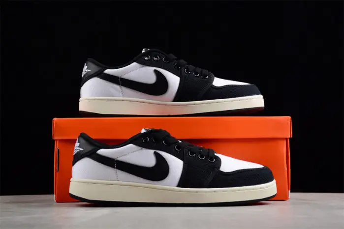 Air Jordan 1 KO Low "Black White" 