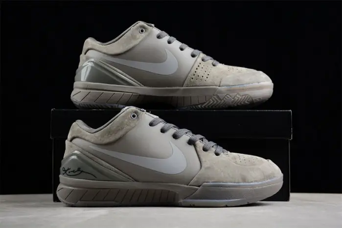 Nike Zoom Kobe 4 'Fade To Black' 