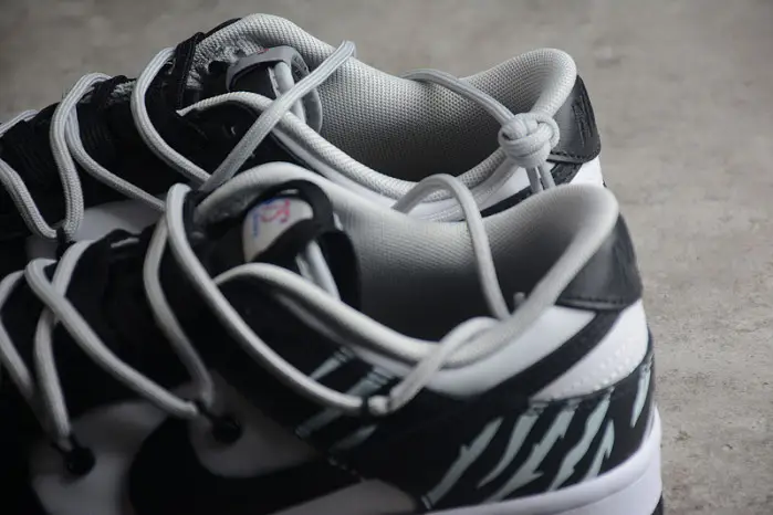 NBA x Nike Dunk Low EMB 75th Anniversary 