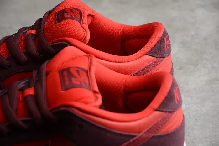 Nike SB Dunk Low Cherry 