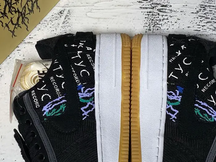 Travis Scott x Nike Air Force 1 