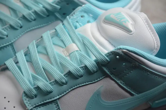 Nike Dunk Low Twist Jade Ice 