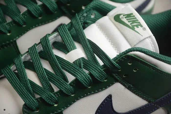 Nike DUNK LOW 'GORGE GREEN' 
