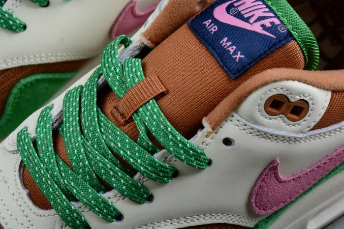 NIKE AIR MAX 1   NH 