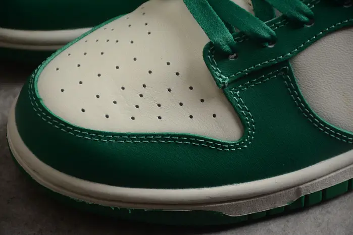 NIKE DUNK LOW LOTTERY MALACHITE 