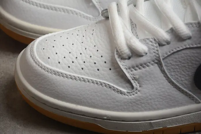 Nike DUNK LOW SB 'WHITE GUM' 