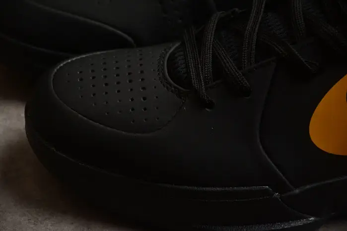 NIKE KOBE 4 PROTRO 
