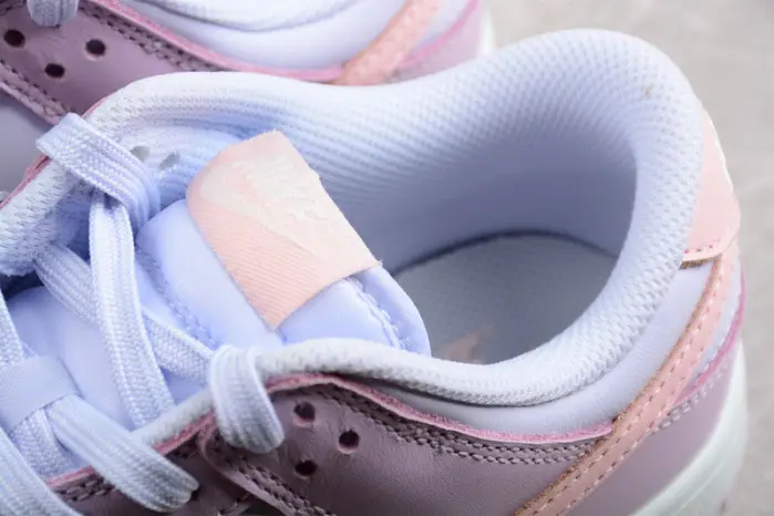 NIKE DUNK LOW '' Easter '' 