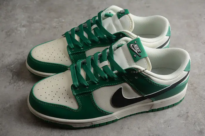 NIKE DUNK LOW LOTTERY MALACHITE 