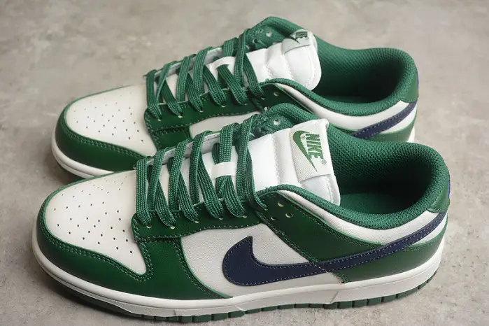 Nike DUNK LOW 'GORGE GREEN' 