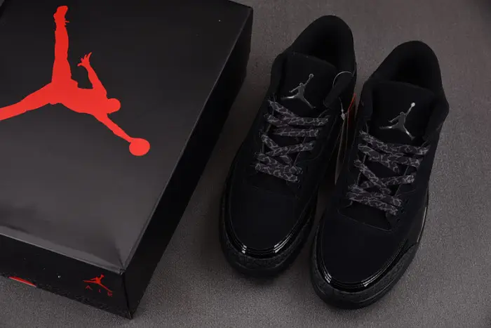 Air Jordan 3 Retro 'Black Cat' 2025 