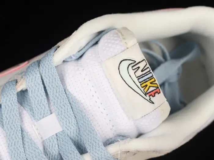 Nike SB Dunk Low 