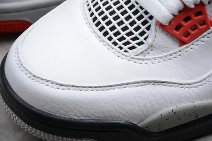 AIR JORDAN 4 RETRO 