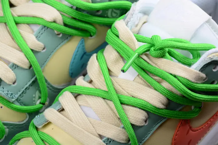 NIKE DUNK LOW TROPICAL TWIST 