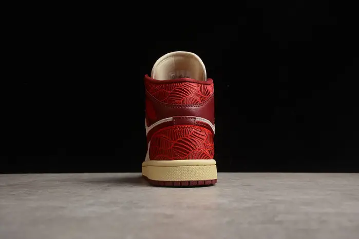 Air Jordan 1 Mid SE Tiki Leaf Team Red 