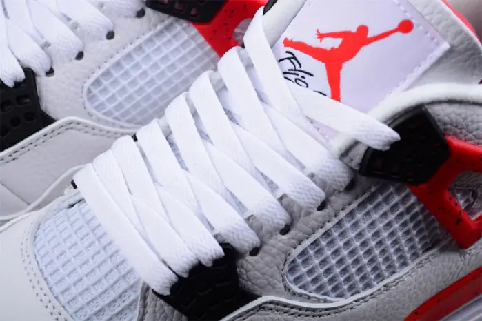 Air Jordan 4 