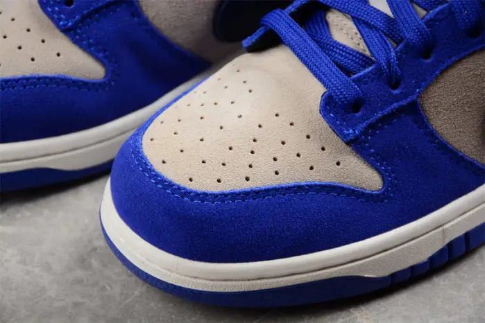 Nike DUNK LOW LX 'BLUE SUEDE' 