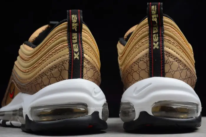 NIKE AIR MAX 97 OG QS "2017 RELEASE" metallic gold 