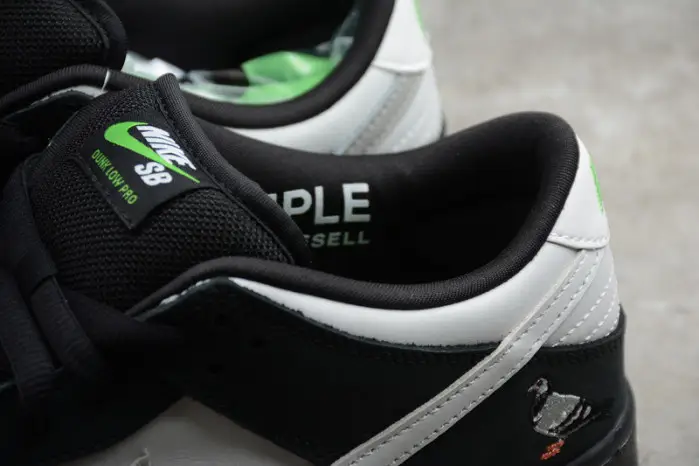 Nike SB Dunk Low Staple Panda Pigeon 
