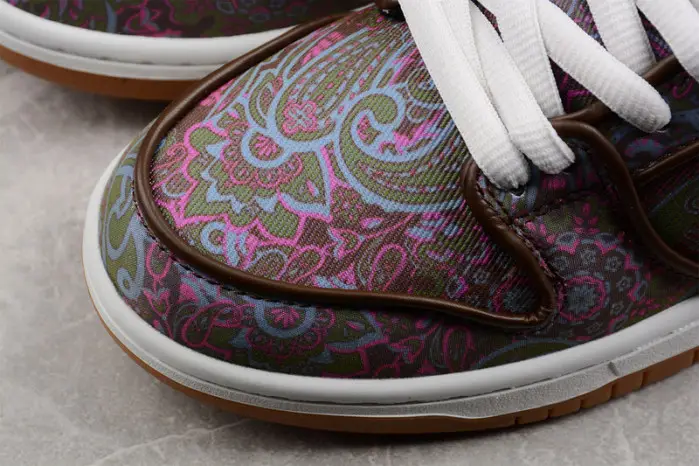 Nike SB Dunk Low Pro Paisley Brown 